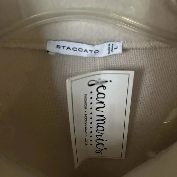 Staccato Lightweight Jacket NWT Large Woman’s Zip Up Neutral Beige Minimalist - Picture 2 of 9